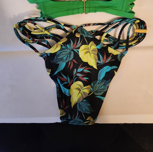 Sold 32DD/XS VS Archives Swim Bombshell Longline Bikini Top Brazilian Bikini Set - Picture 14 of 15